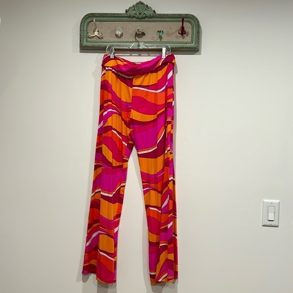 Trina Turk Women's Large Standard groovy Vivid Vista Swim Pants new with tags - Picture 2 of 6